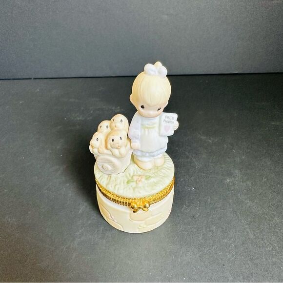 Enesco Other - "God Loveth A Cheerful Giver" Trinket Box Precious Moments 1998 Enesco